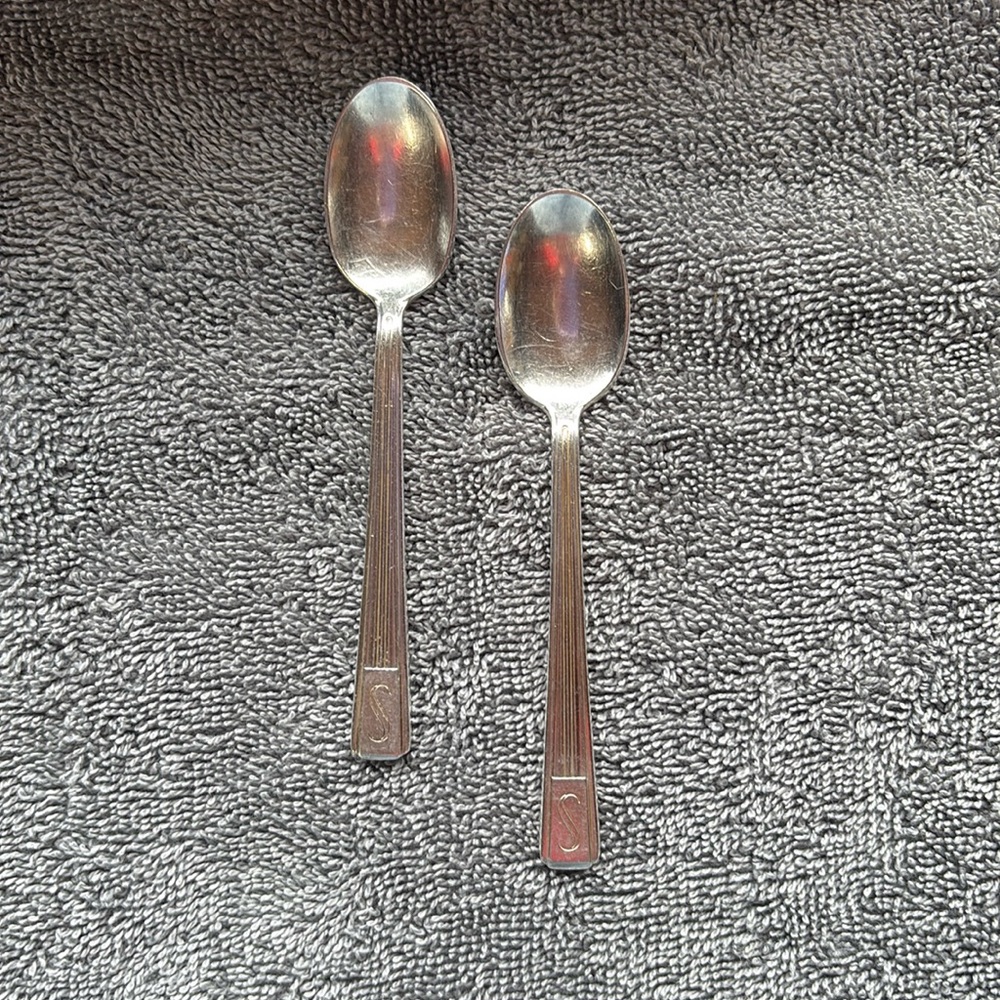 Vintage International Silver Co. Hotel Statler Spoons